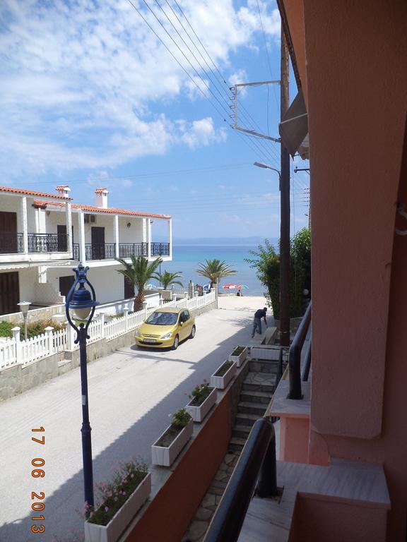 Polychrono Beach Hotel Стая снимка