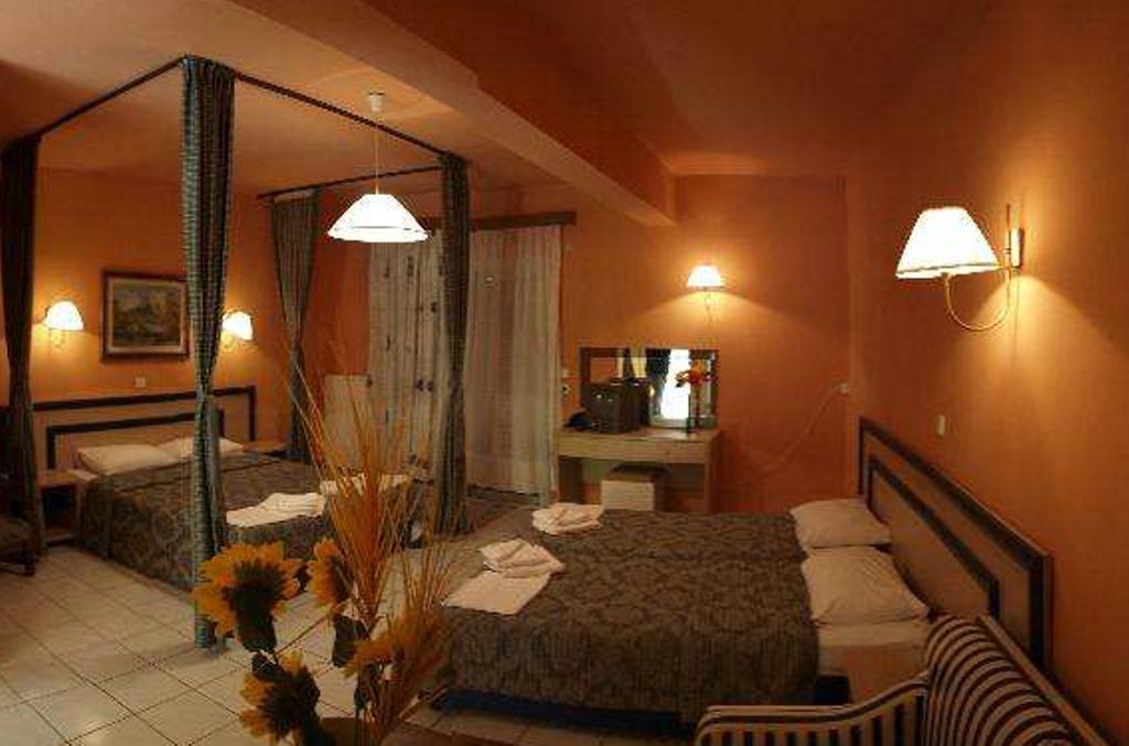 Polychrono Beach Hotel Стая снимка