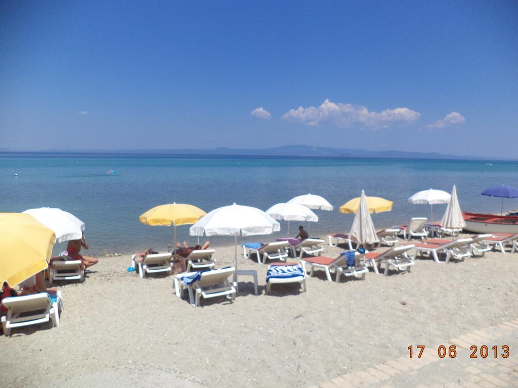 Polychrono Beach Hotel Екстериор снимка